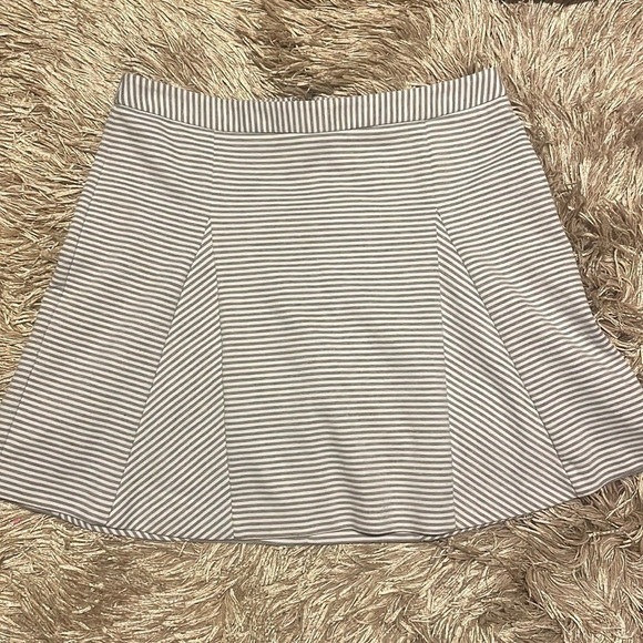 𝅺MICHAEL Kors Striped‎ Skirt - Picture 1 of 8